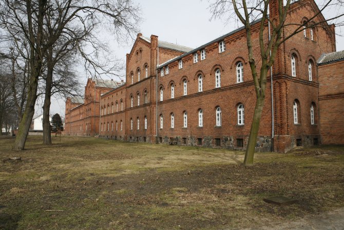 007_Swiecie Asylum.jpg