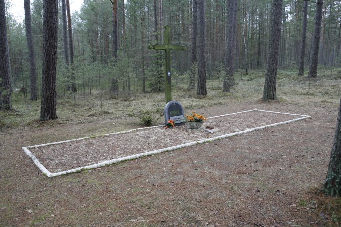 016_Piasnica mass grave.jpg