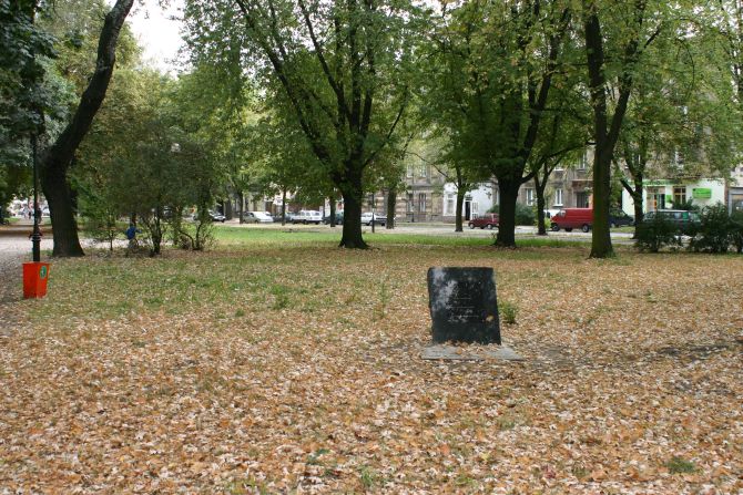 LG_007_plac bazarowy.jpg